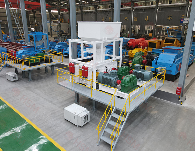 埋弧焊焊劑高壓輥磨機車間實拍